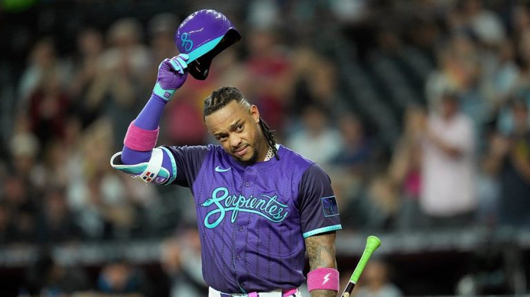 Ketel Marte receives standing ovation from Diamondbacks fans in first home game since controversial heckling