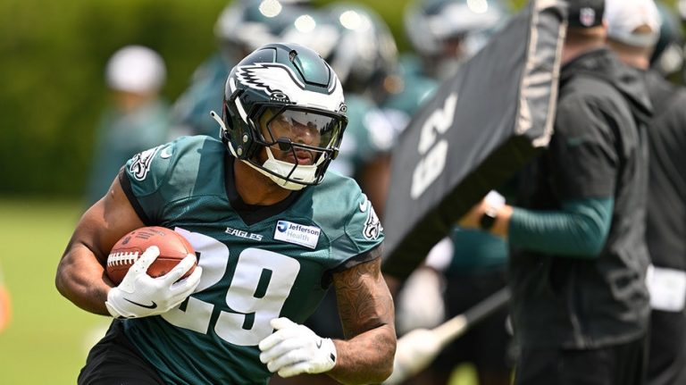 Eagles running back AJ Dillon embraces mental challenges of chess to prepare for 'perfect' opportunity