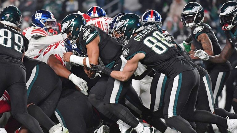 Eagles' Dallas Goedert on 'tush push' staying in NFL: 'They’re just not as successful'