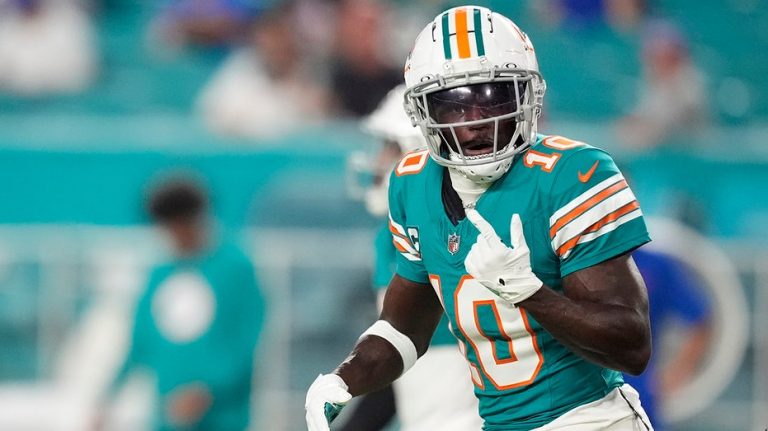 Randy Moss says Tyreek Hill is 'nowhere all-time' in NFL wide receiver rankings discussion