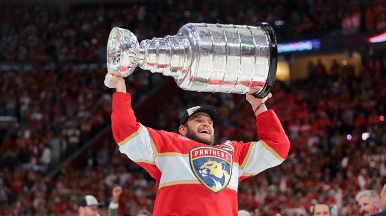Panthers captain Aleksander Barkov lacked motivation after first Stanley Cup but now eyes three in a row