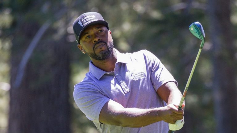 Ex-MLB star Jimmy Rollins sinks hole-in-one at American Century golf tournament