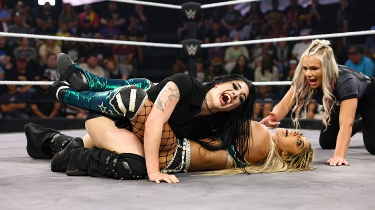 WWE ref Vicky D’Errico captures attention of pro wrestling world at Evolution