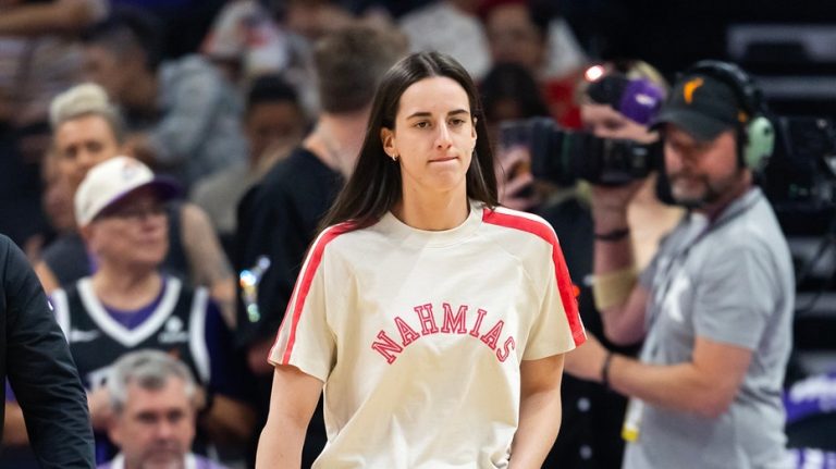 Caitlin Clark gives inside look at how she's managing nagging injury: 'Never been through anything like this'