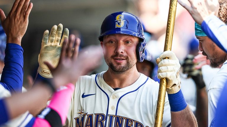 Cal Raleigh becomes 1st catcher in MLB history to hit 49 home runs in single season