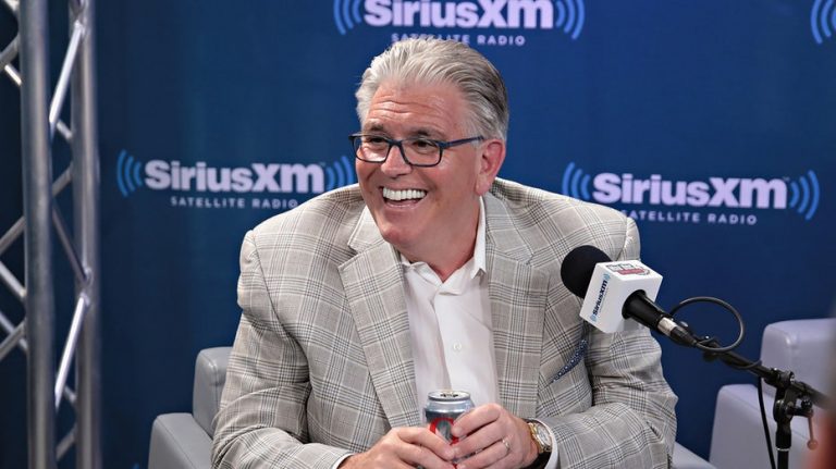 NFL's, MLB's Giants poke fun at infamous Mike Francesa radio show phone call with 'annual meeting'