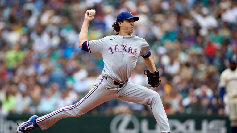Rangers' Jacob deGrom sets new MLB strikeout record in just 240 career games against Mariners