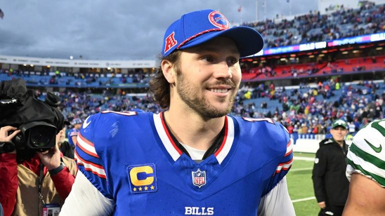 Josh Allen shares similar sentiment to Scottie Scheffler about on-field success: 'You kind of forget about it'