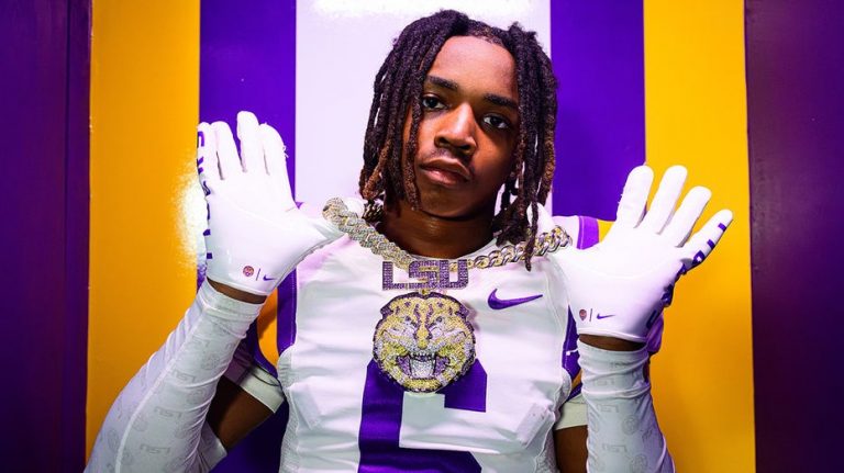 LSU football player accused of harboring 2 murder suspects in his dorm