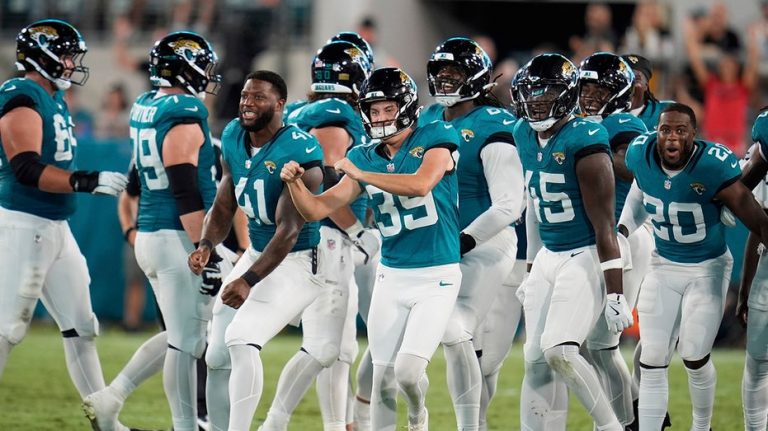 Jaguars' Cam Little nails 70-yard field goal in incredible preseason feat