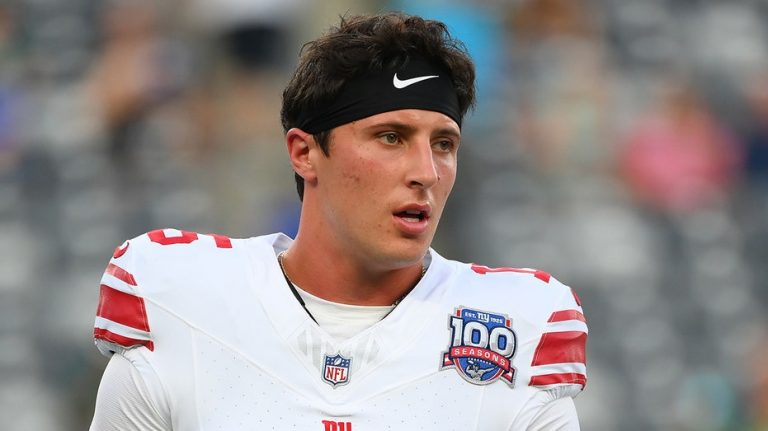 Tommy DeVito heading to Patriots with mother's signature cutlets and homemade sauces, agent says