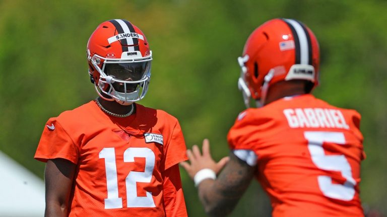 Browns' Dillon Gabriel clarifies 'entertainers' comment amid QB competition with Shedeur Sanders