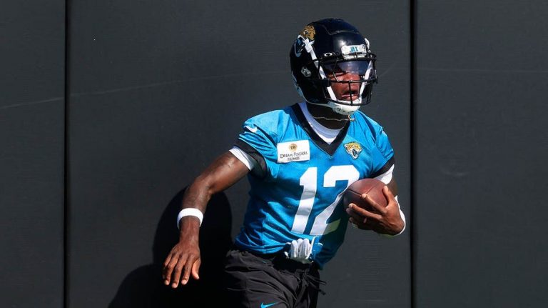 Davante Adams shares bold prediction on Travis Hunter's rookie season