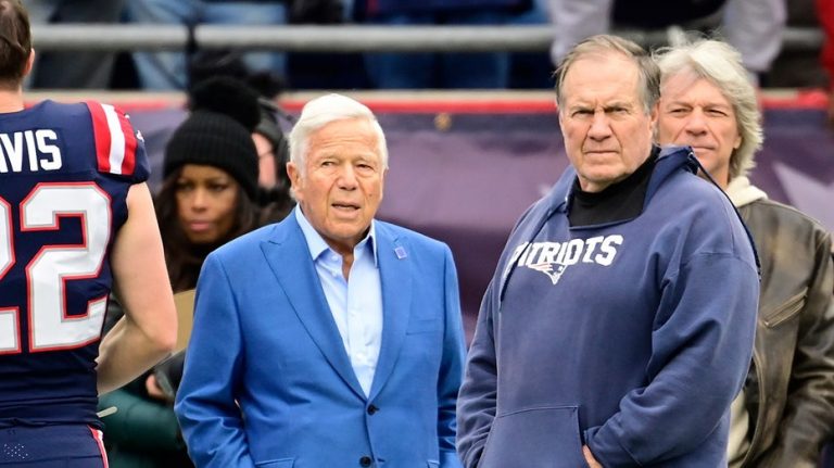 Robert Kraft says Bill Belichick will receive statue 'right next to' Tom Brady's