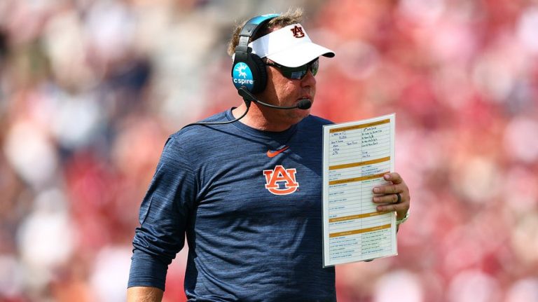Auburn coach Hugh Freeze rips officials as SEC admits they gave illegal touchdown to Oklahoma