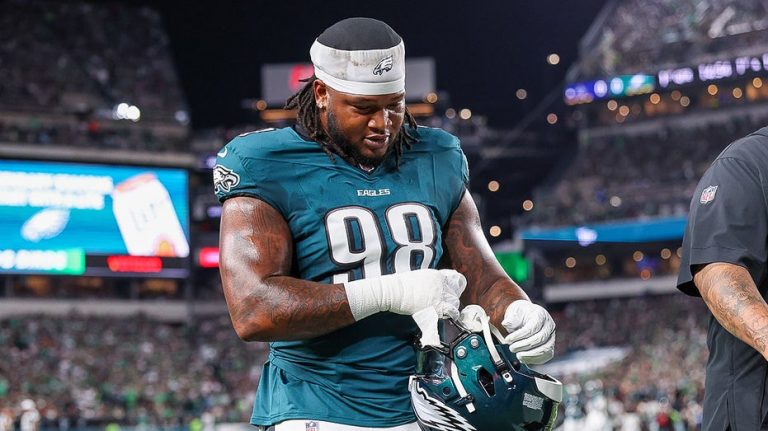NFL fines Eagles’ Jalen Carter, no further suspension after spitting incident against Cowboys