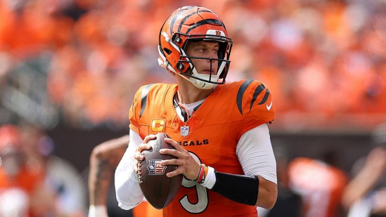 Joe Burrow suffers toe injury as backup Jake Browning leads Bengals to last-second win vs Jaguars