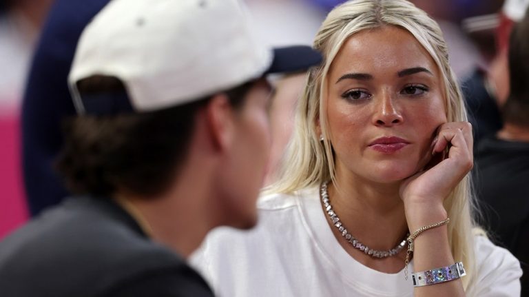 Olivia Dunne says she heard astonishing comment from woman in restaurant bathroom