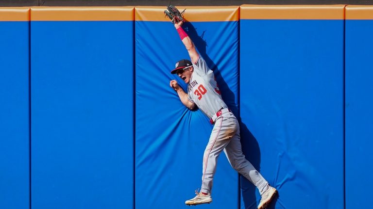 Nationals' Jacob Young shows off incredible concentration to make unbelievable catch vs Mets