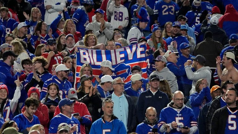 Bills fan indefinitely banned from NFL stadiums after slapping Ravens stars: report