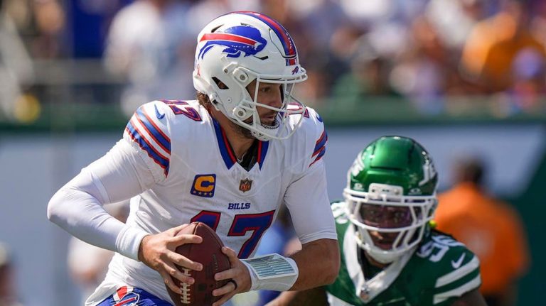 Josh Allen overcomes frightening moment to lead Bills to big win over Jets