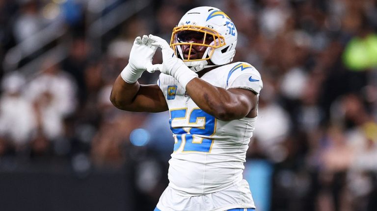 Chargers' Khalil Mack suffers gruesome arm injury vs Raiders
