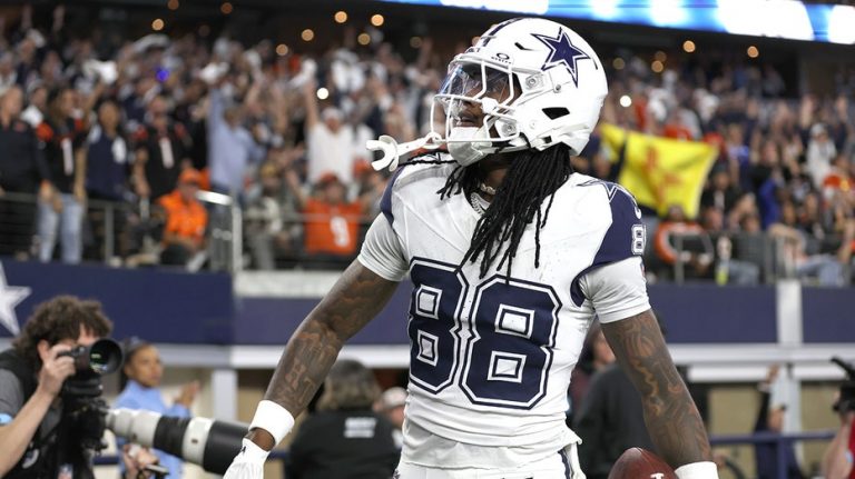 Cowboys' CeeDee Lamb says he plans to watch Eagles' Super Bowl victory celebration