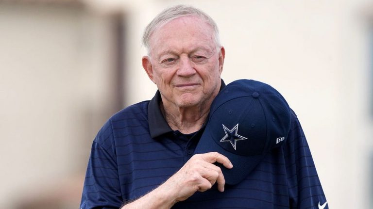 Jerry Jones explains Cowboys' decision to honor Charlie Kirk