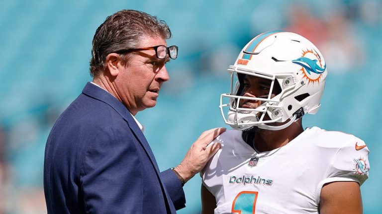 Dolphins legend Dan Marino remains confident team can overcome 0-2 record despite dreadful playoff stat