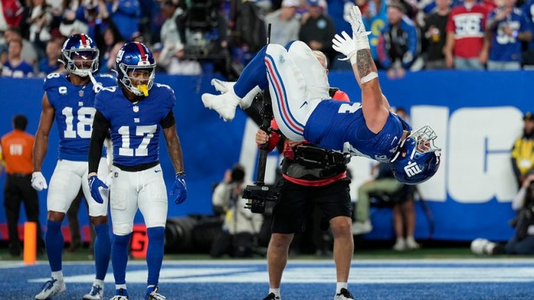 Giants' Cam Skattebo delights fans with backflip after touchdown vs Chiefs