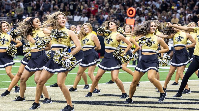 New Orleans Saints cheerleaders during the 2025 NFL season