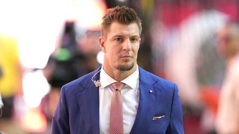 Rob Gronkowski explains why today's rookie quarterbacks are more 'ready to go now' than in years past
