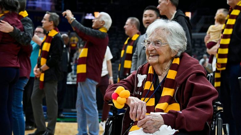 Sister Jean retires as Loyola Chicago basketball chaplain due to health concerns