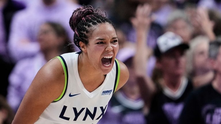 WNBA star's 1-word response after Obama accuses Trump admin of taking 'cancel culture' to 'dangerous level'