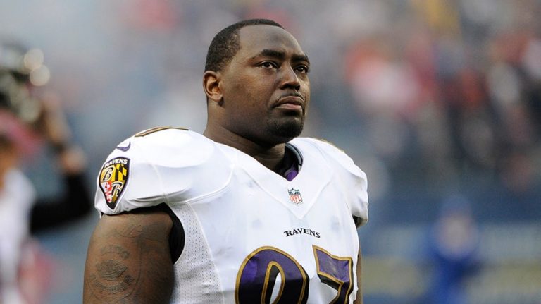 Ravens mourn loss of former defensive lineman, Super Bowl champion Arthur Jones