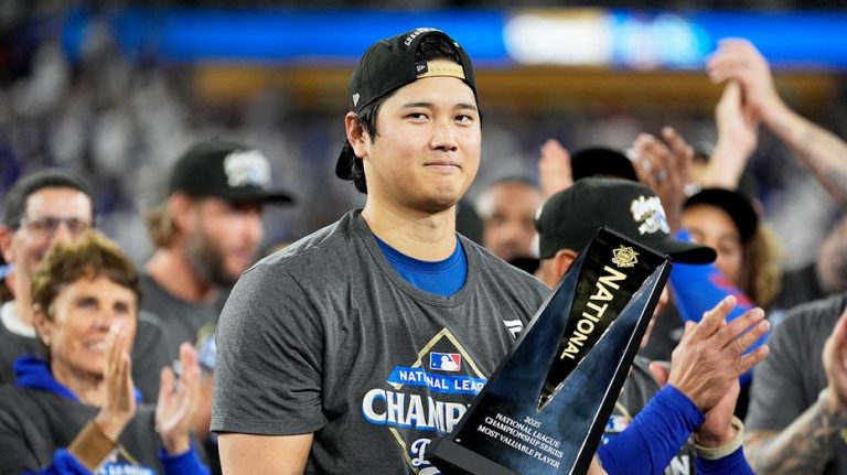 Blue Jays manager playfully requests Shohei Ohtani return team gifts from free agency meeting