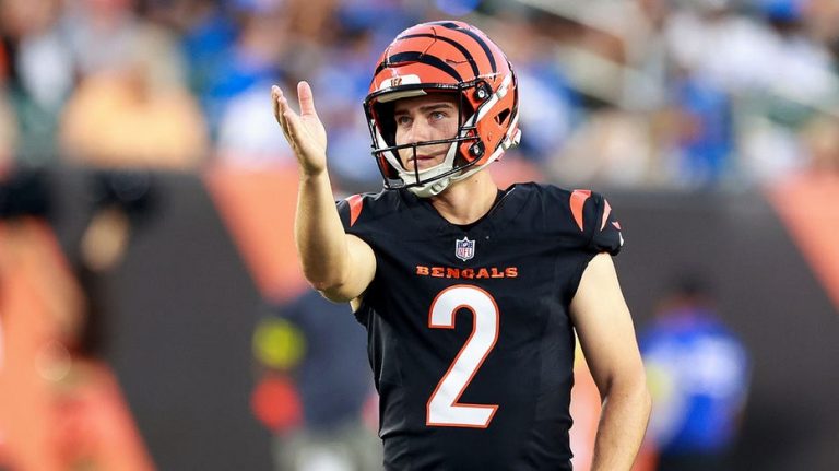 Bengals' Evan McPherson has NFL-record field goal called back in heartbreaking fashion vs Packers