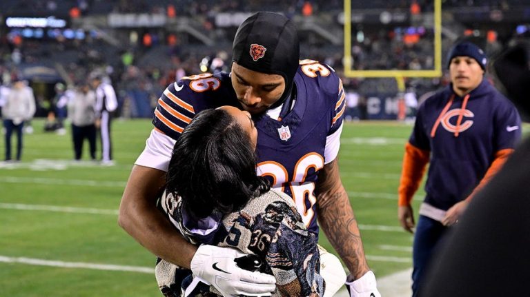Olympian Simone Biles shares 3-word reaction to husband's Bears' dramatic comeback victory over Commanders