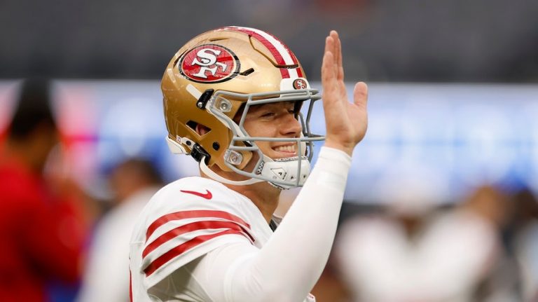 49ers' defense digs deep to thwart Rams' overtime charge for win