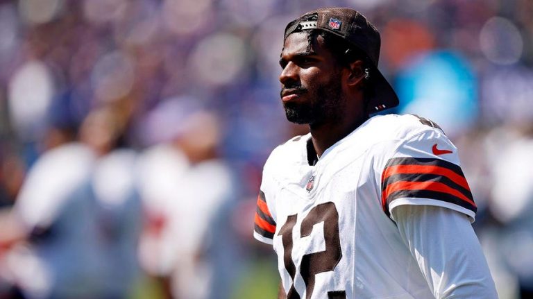 Browns' Shedeur Sanders reacts to Joe Flacco trade: 'I’m just happy for him'