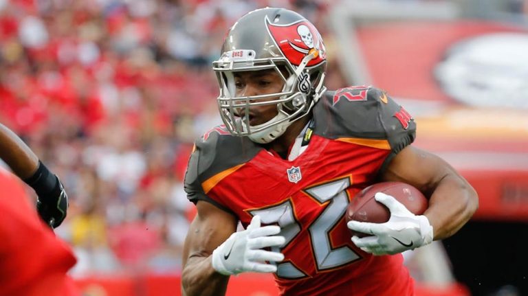 Ex-NFL star Doug Martin dead at 36