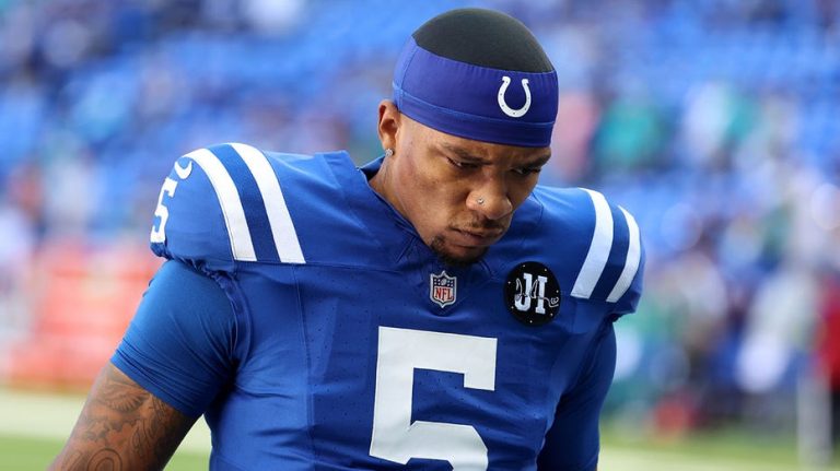 Colts' Anthony Richardson suffers freak eye injury before game vs Cardinals: report