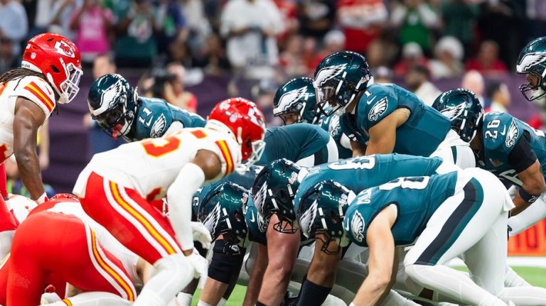 Pennsylvanians weigh in on Eagles' controversial 'tush push' as team remains undefeated through Week 4