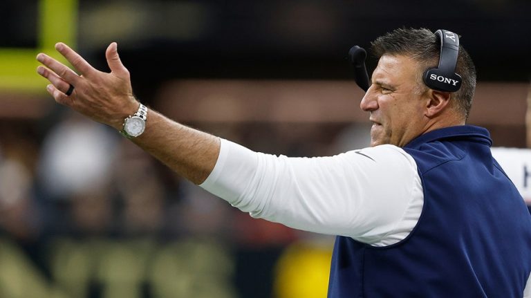Patriots' Mike Vrabel chides NFL officials after penalty-filled win over Saints