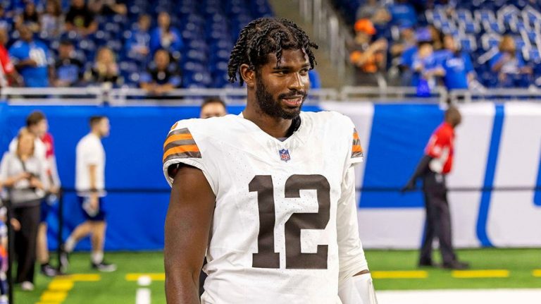 Super Bowl–winning coach questions why third-string QB Shedeur Sanders is getting interviews after viral clip