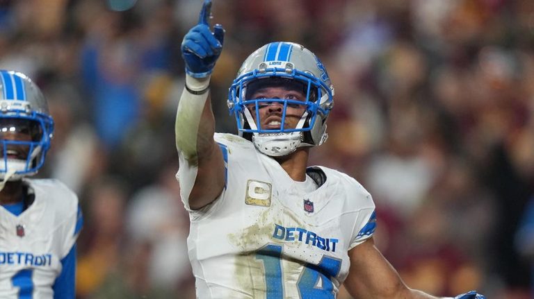 Lions' Amon-Ra St Brown does Trump's signature dance to celebrate touchdown vs Commanders