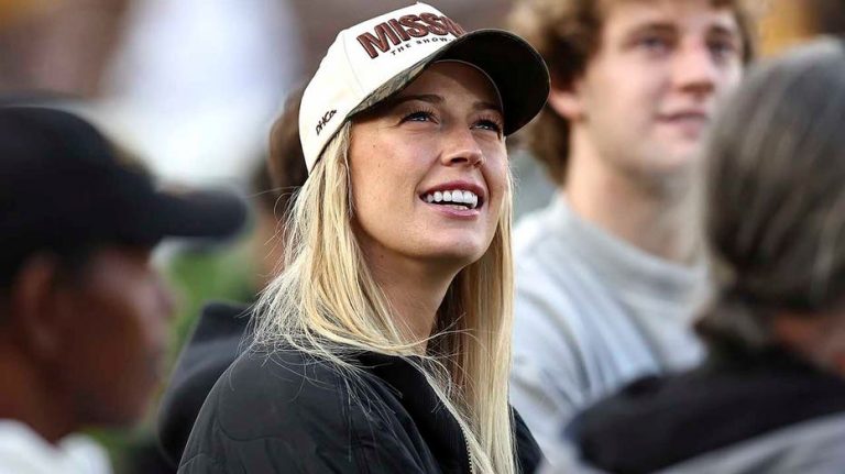 Sophie Cunningham posts 'Jesus is King' message as WNBA negotiations heat up ahead of CBA deadline