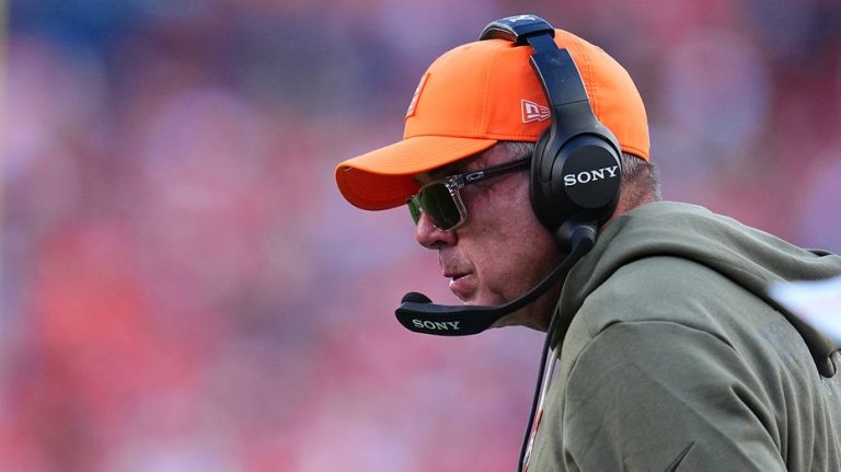 NFL official collides with Broncos' Sean Payton, head coach receives penalty