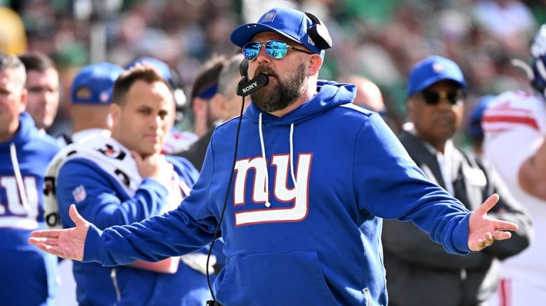 Giants made a 'mistake' by firing head coach Brian Daboll, former NFL QB says
