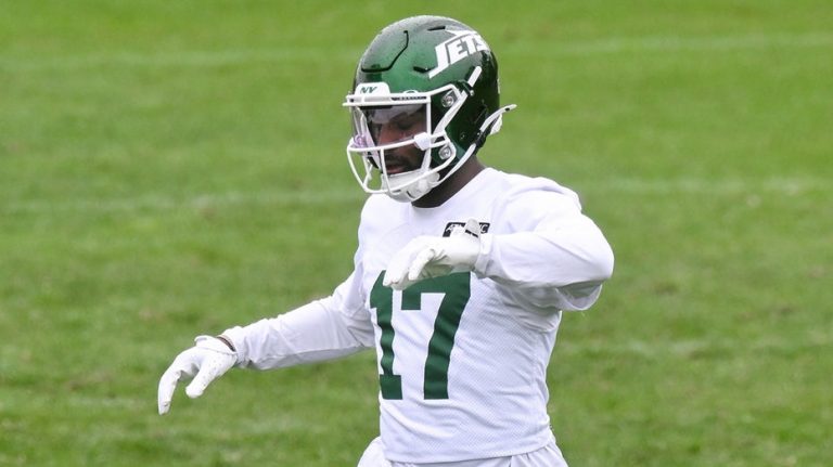 Who is Kris Boyd? What to know about the Jets player reportedly wounded in shooting